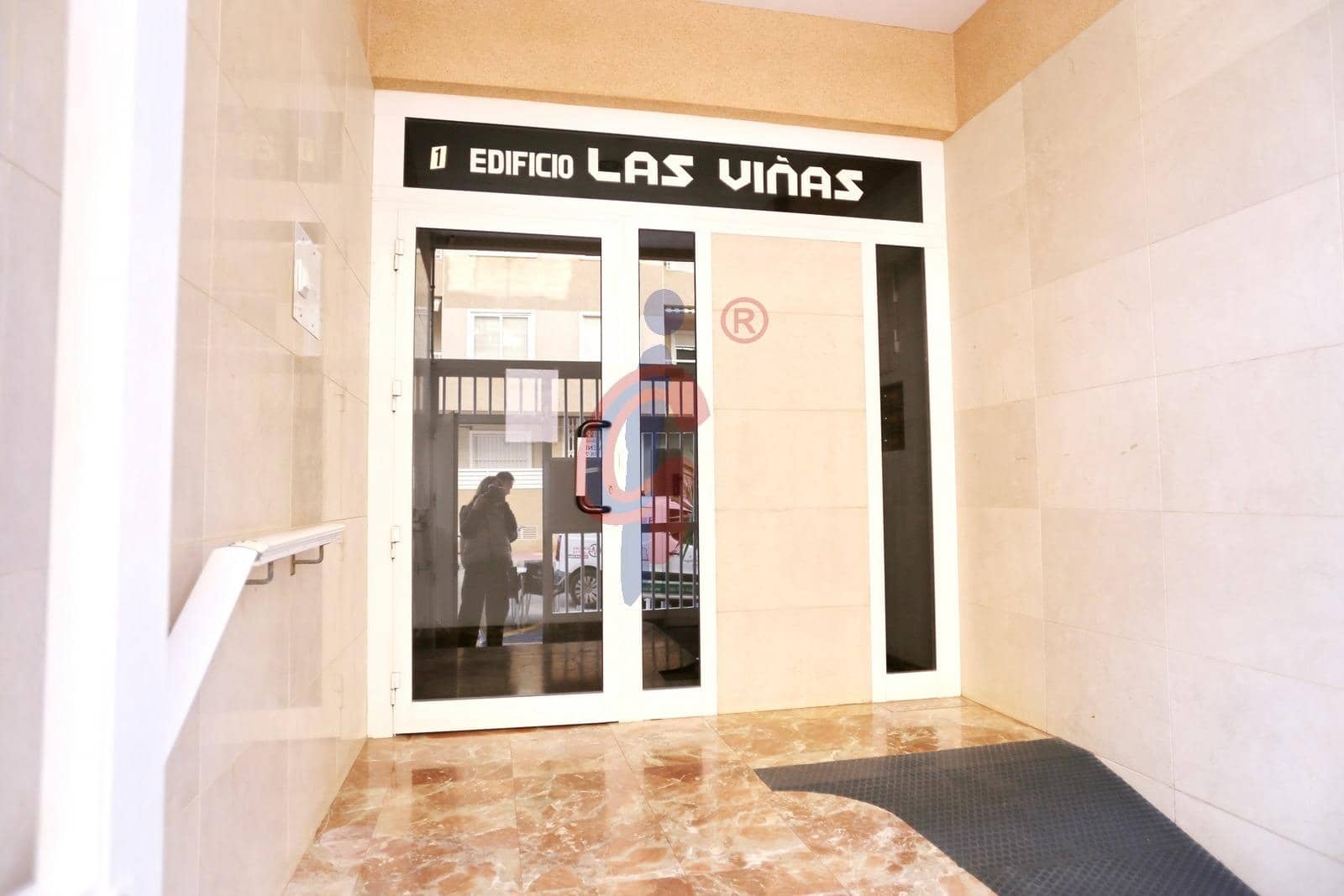Estudio en Guardamar del Segura en venta - 91.900 € (Ref: 9423908)
