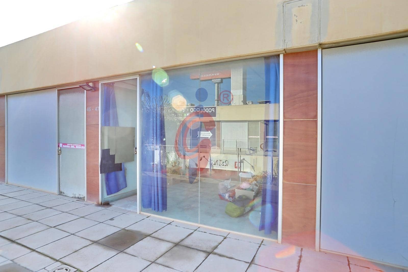 Commercial for sale in San Fulgencio - € 50,000 (Ref: 9431583)