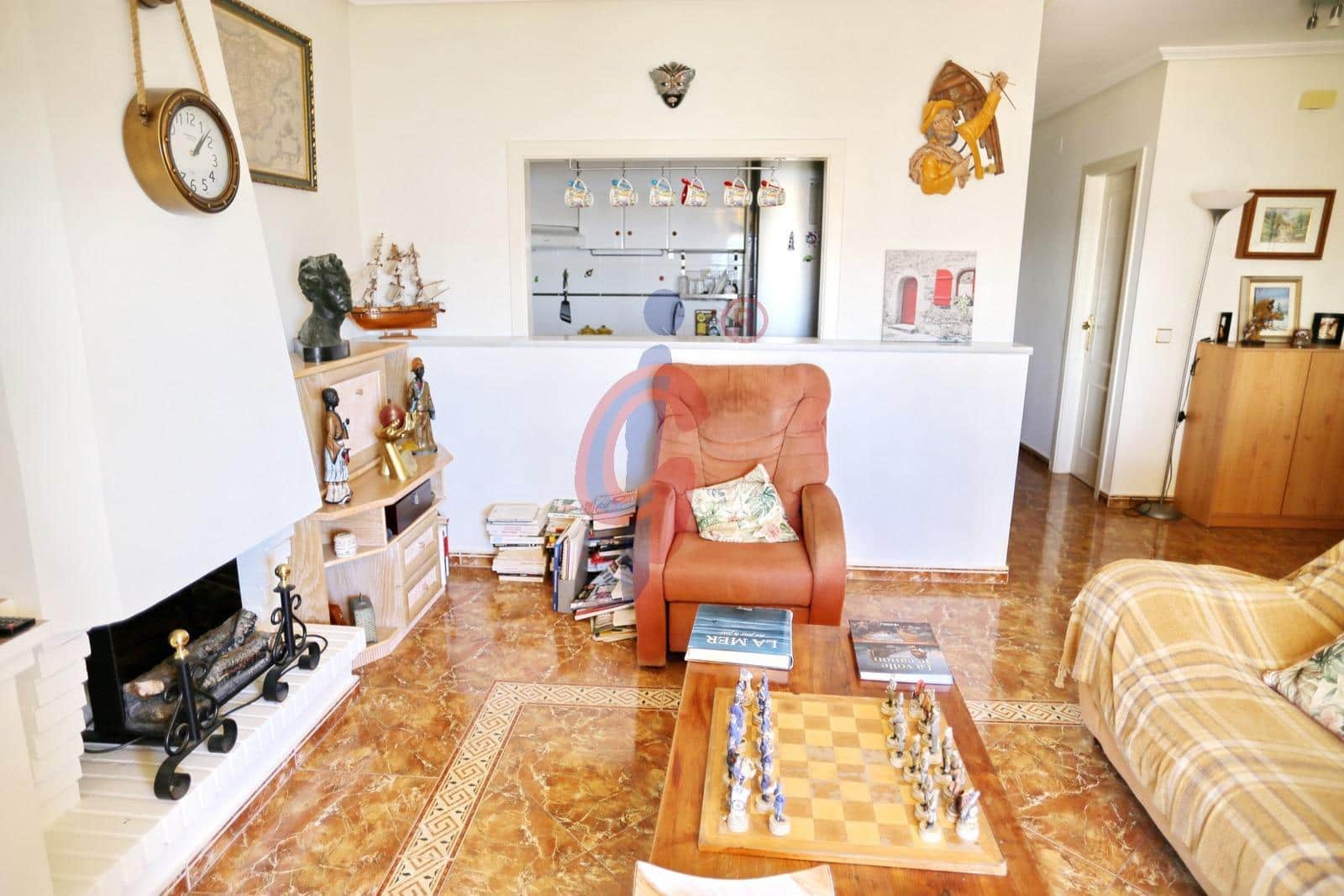 3 quarto Penthouse para venda em Guardamar del Segura com piscina - 249 750 € (Ref: 9435075)