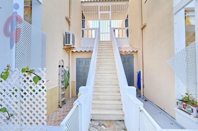 3 quarto Penthouse para venda em Guardamar del Segura com piscina - 249 750 € (Ref: 9435075)