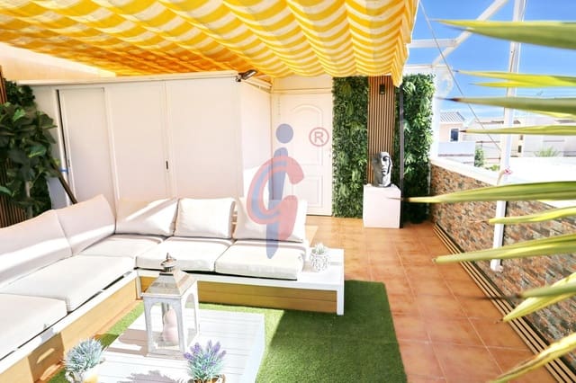 3 quarto Penthouse para venda em Guardamar del Segura com piscina - 249 750 € (Ref: 9435075)