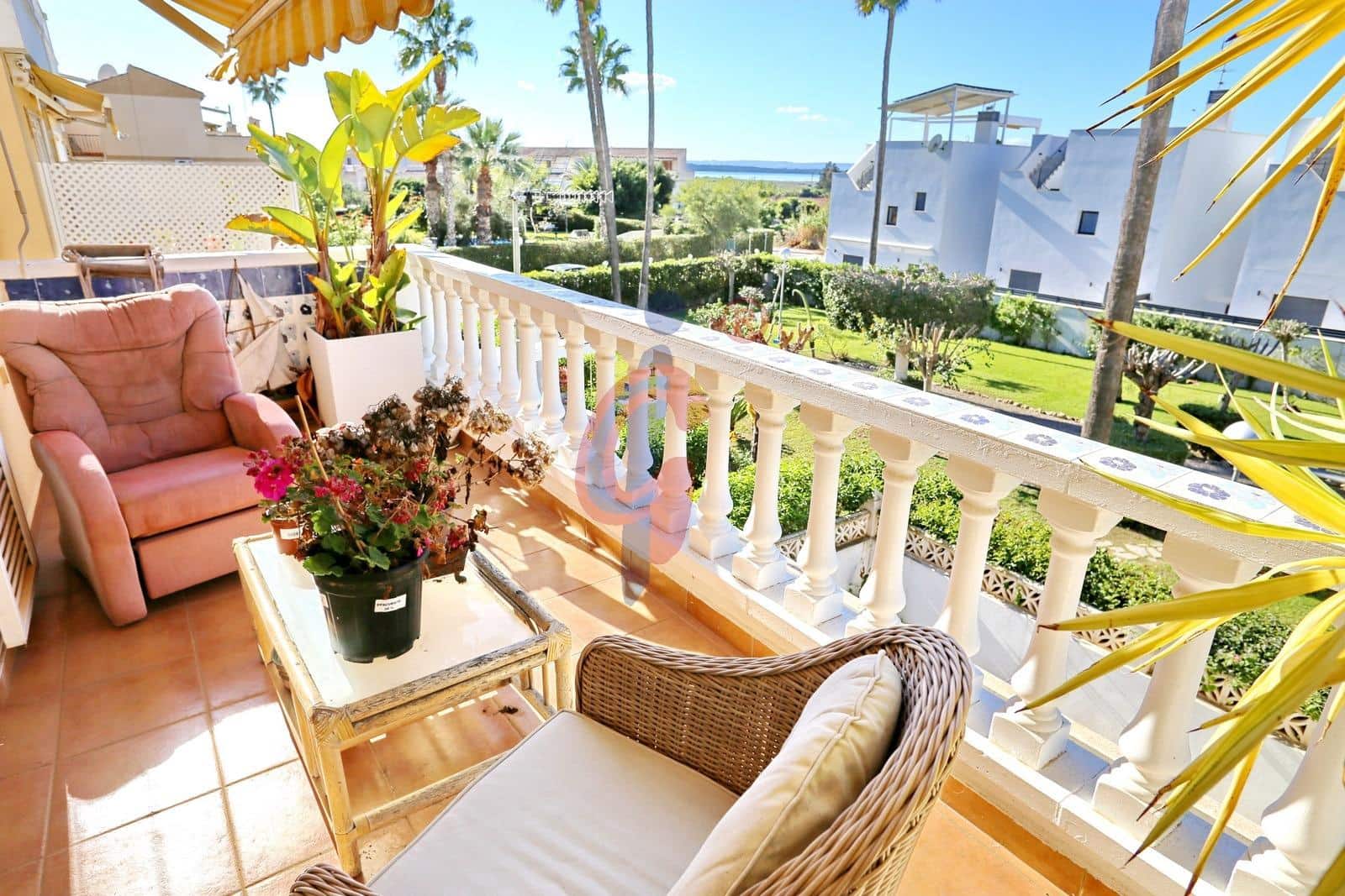 3 quarto Penthouse para venda em Guardamar del Segura com piscina - 249 750 € (Ref: 9435075)