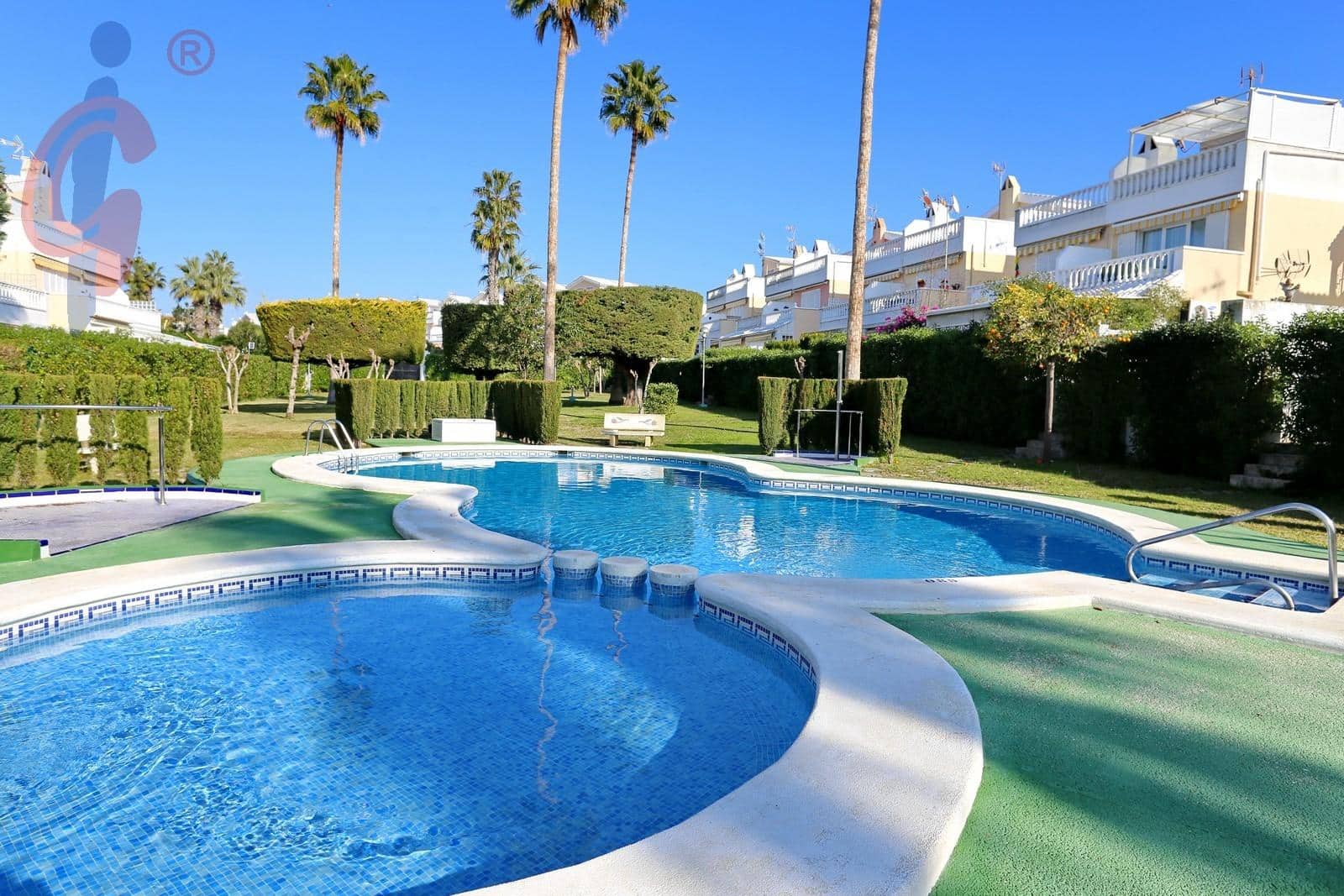 3 quarto Penthouse para venda em Guardamar del Segura com piscina - 249 750 € (Ref: 9435075)