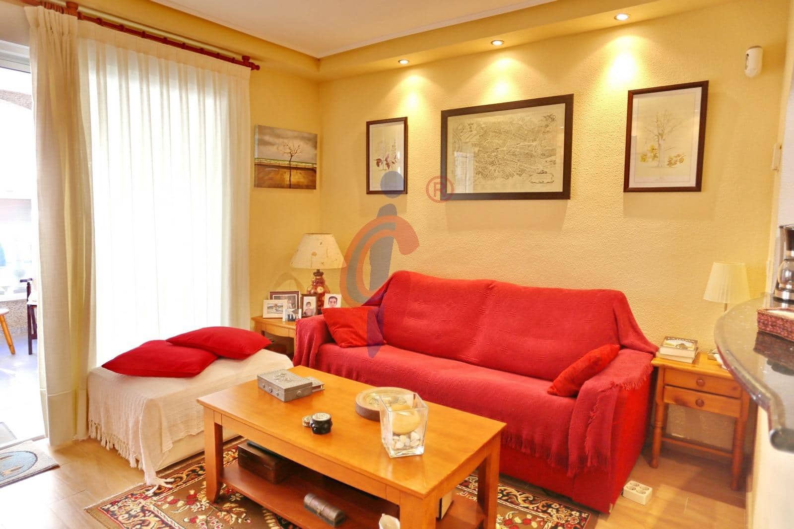 Apartamento de 1 habitación en Guardamar del Segura en venta - 143.000 € (Ref: 9435076)