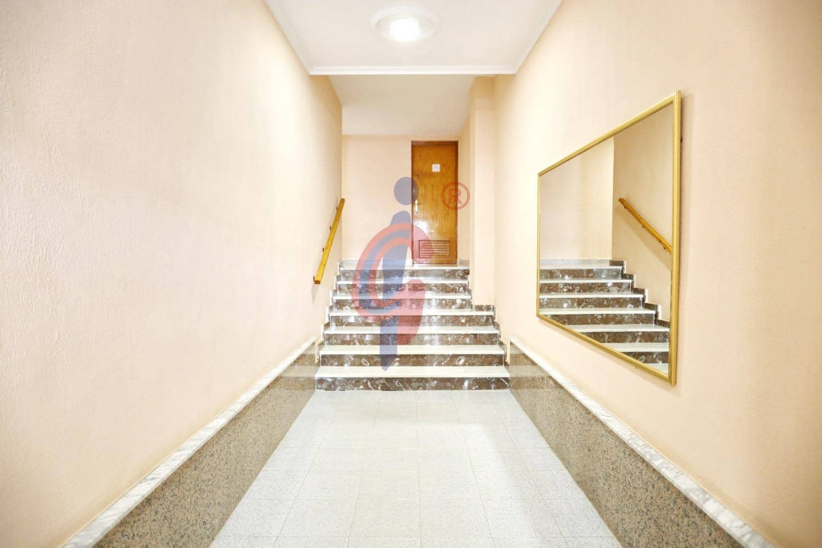 Apartamento de 1 habitación en Guardamar del Segura en venta - 143.000 € (Ref: 9435076)