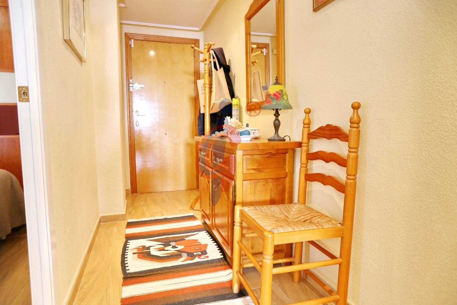 Apartamento de 1 habitación en Guardamar del Segura en venta - 143.000 € (Ref: 9435076)