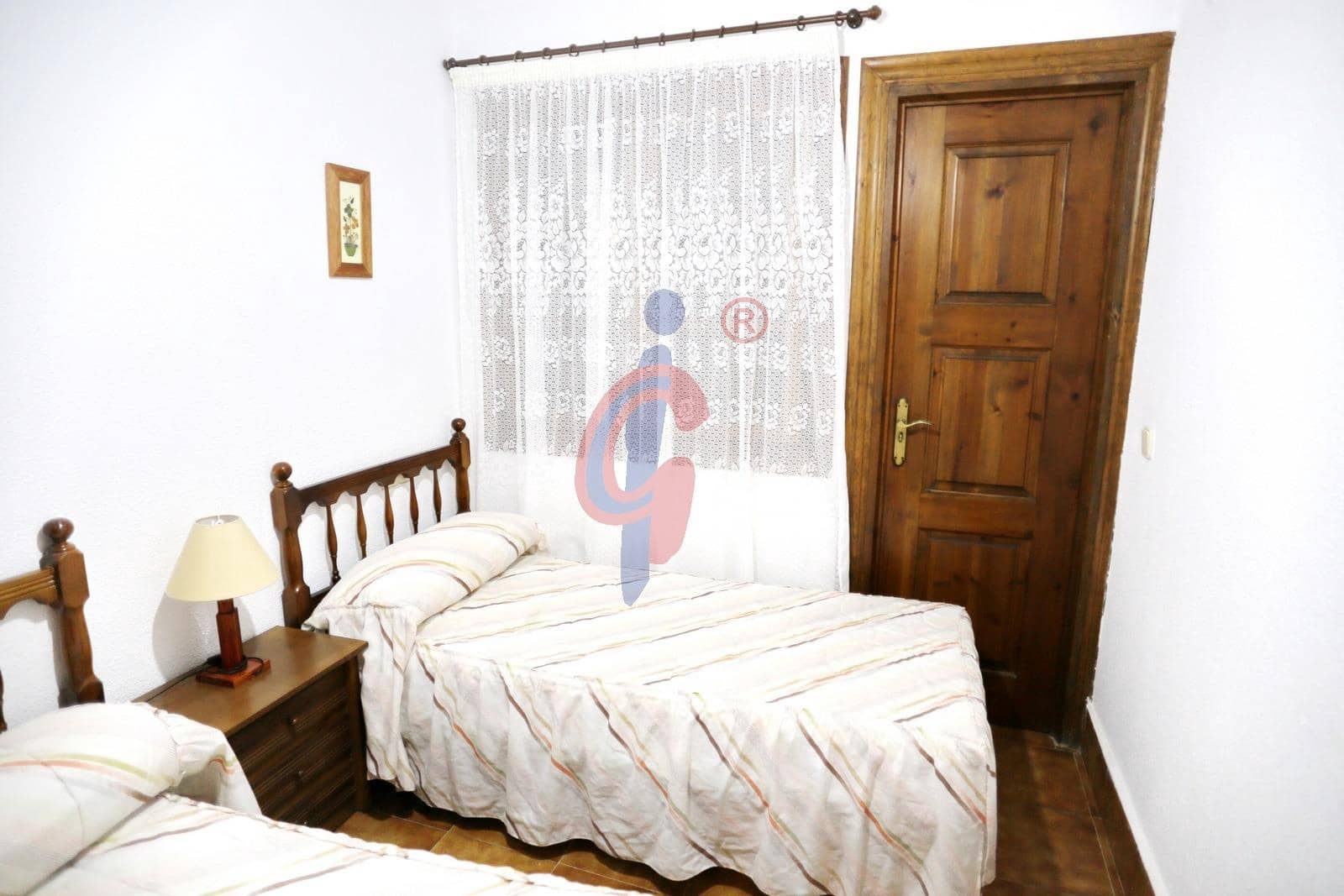 Appartement de 2 chambres à louer à Guardamar del Segura avec garage - 700 € (Ref: 9437535)