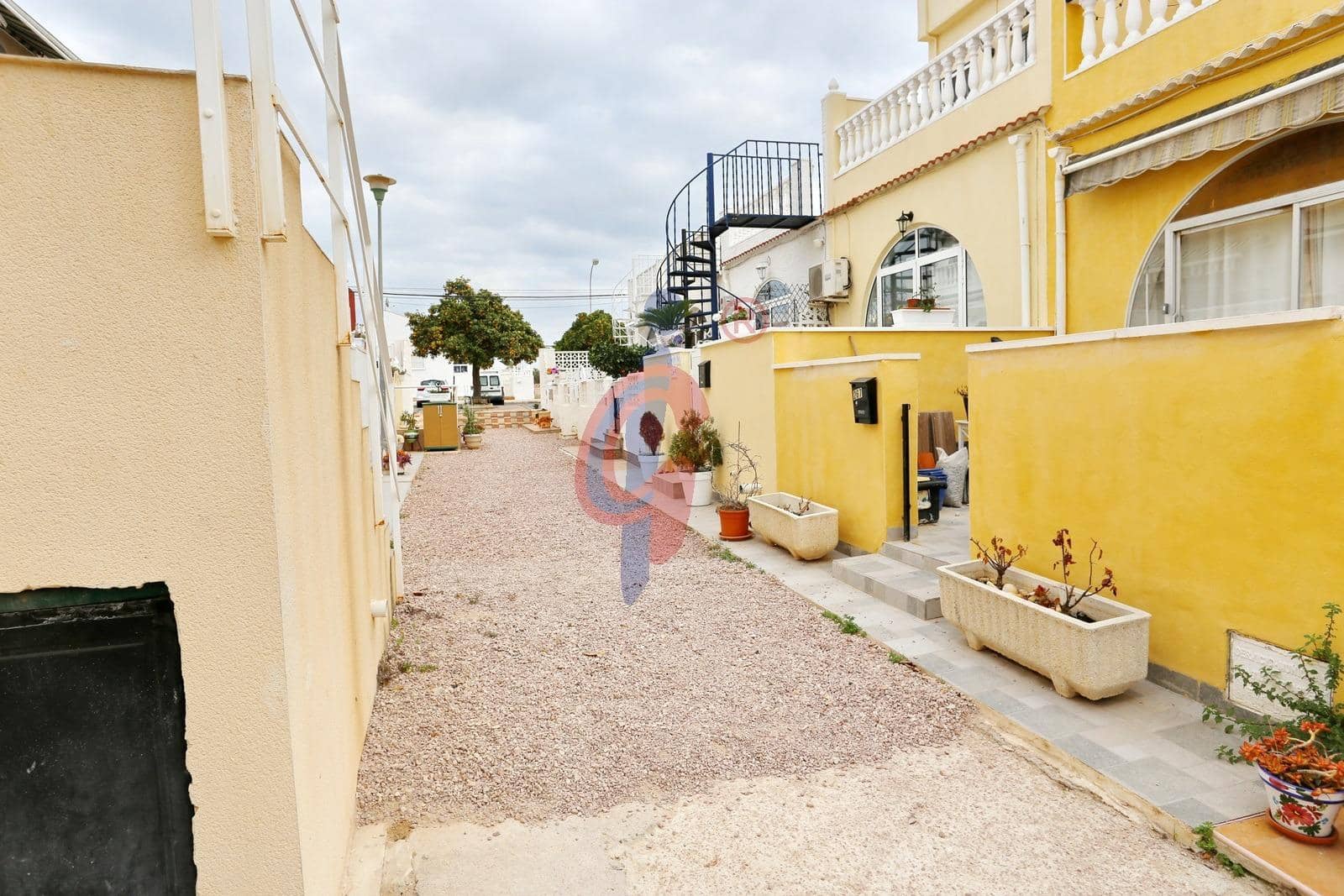 1 soverom Bungalow til salgs i Torrevieja - € 99 990 (Ref: 9452240)