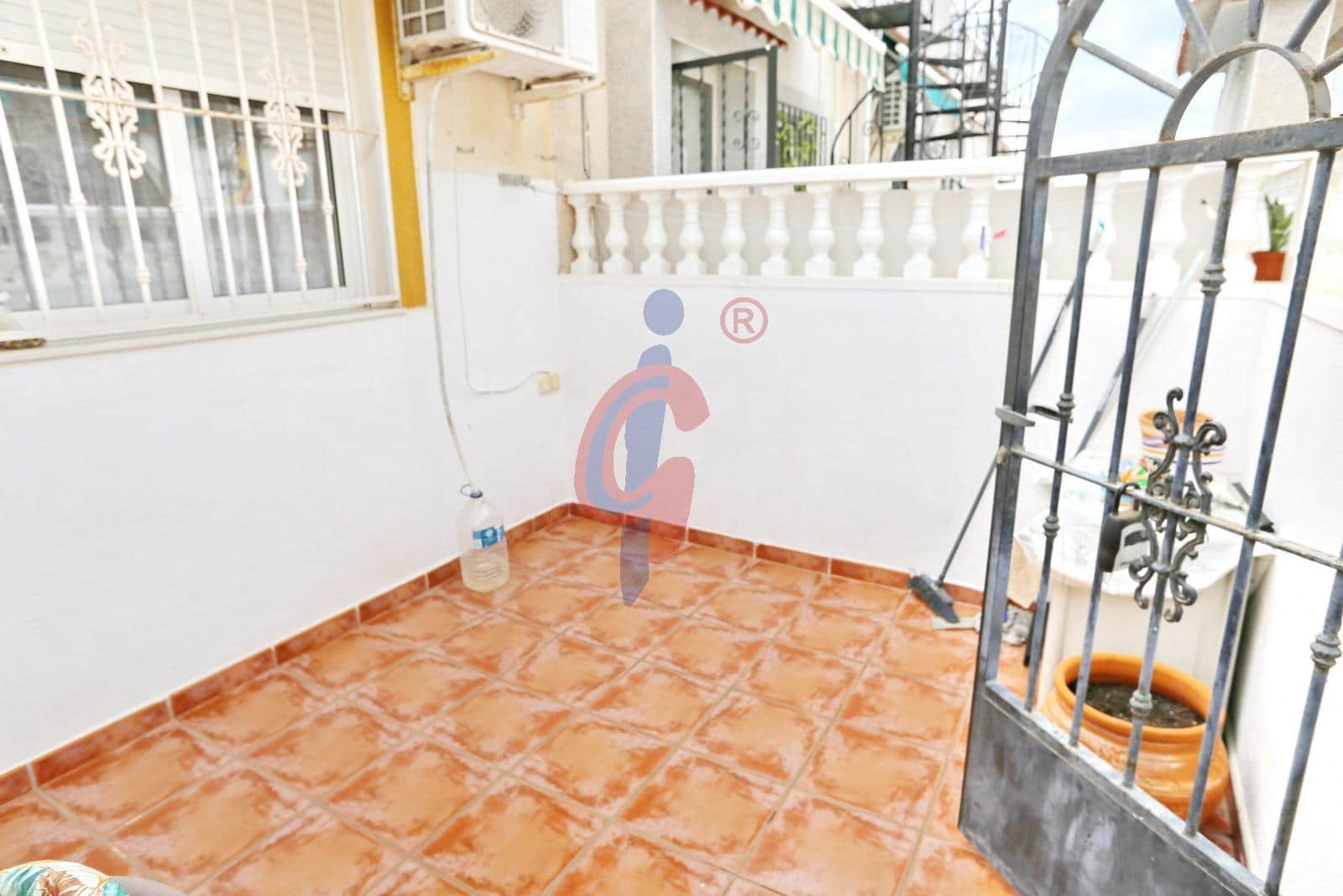 1 bedroom Bungalow for sale in Torrevieja - € 99,990 (Ref: 9452240)