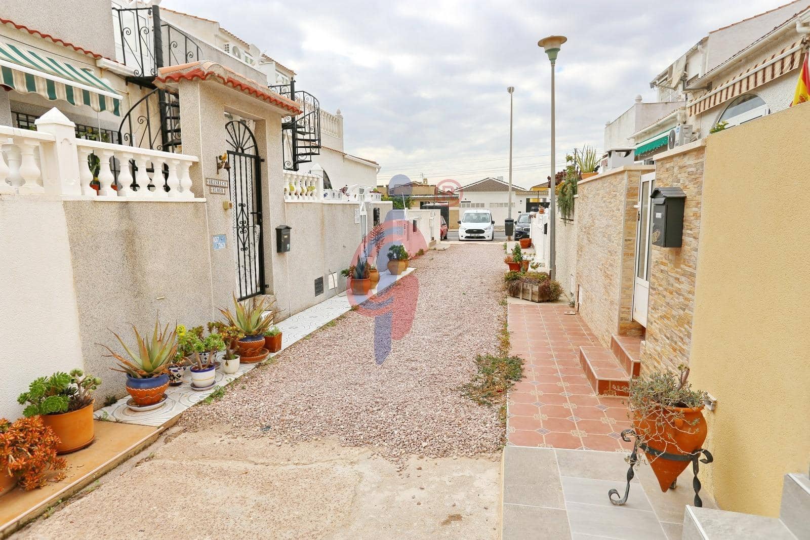 1 bedroom Bungalow for sale in Torrevieja - € 99,990 (Ref: 9452240)