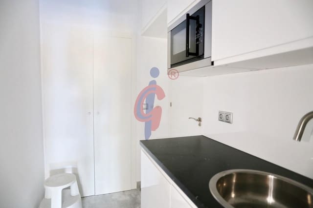 Kontor til leie i El Moncayo, Guardamar del Segura - € 1 400 (Ref: 9456381)