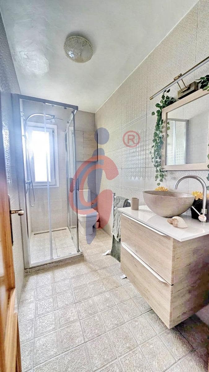 2 soveværelse Lejlighed til leje i Guardamar del Segura - € 650 (Ref: 9465848)