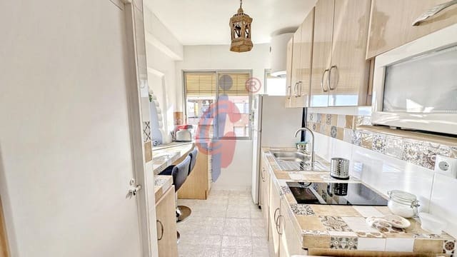 2 soveværelse Lejlighed til leje i Guardamar Playa, Guardamar del Segura - € 650 (Ref: 9465848)