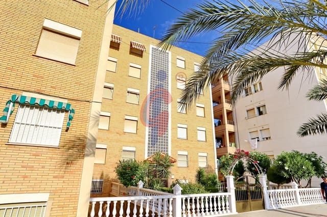 2 soveværelse Lejlighed til leje i Guardamar Playa, Guardamar del Segura - € 650 (Ref: 9465848)