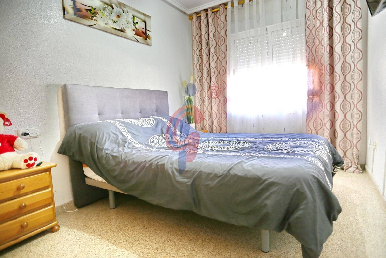 2 makuuhuone Asunto myytävänä paikassa Guardamar del Segura mukana 
autotalli - 174 990 € (Ref: 9468550)