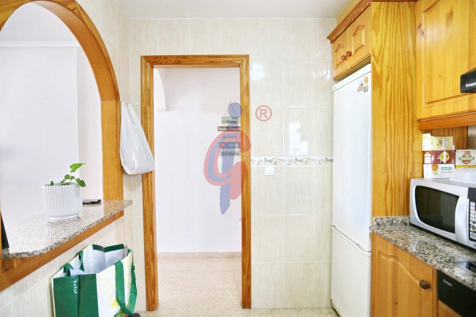 2 makuuhuone Asunto myytävänä paikassa Guardamar del Segura mukana 
autotalli - 174 990 € (Ref: 9468550)