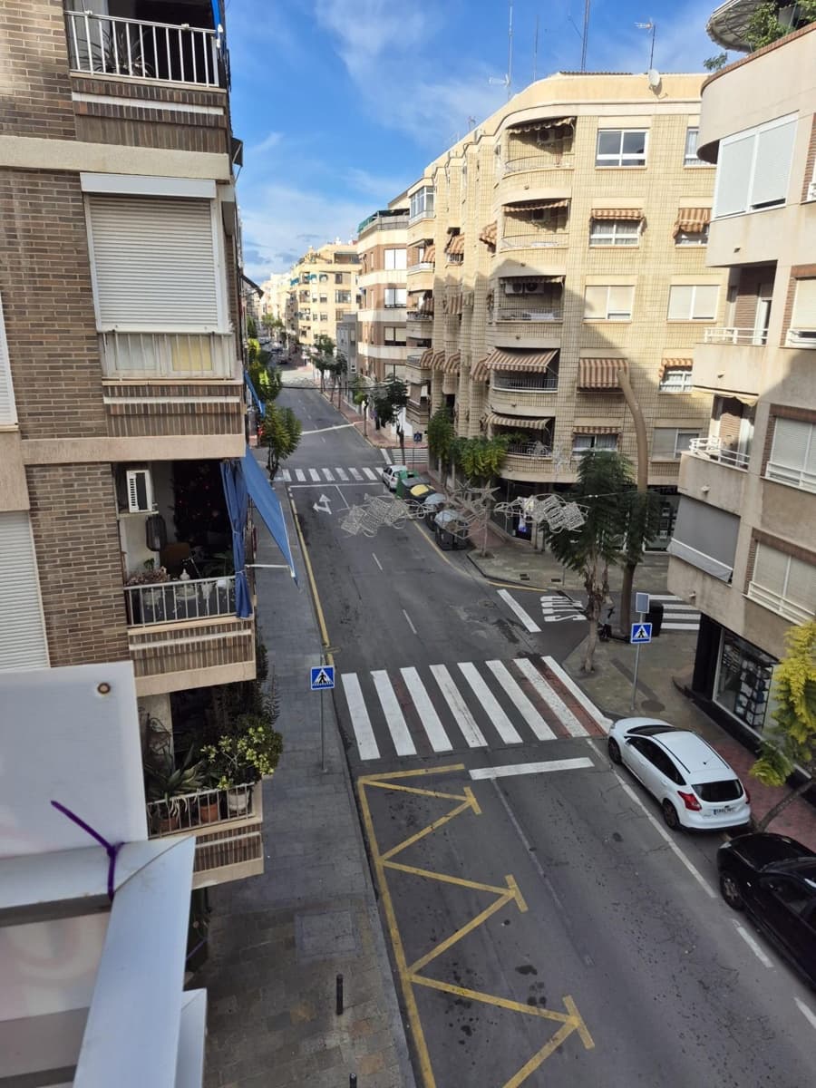 3 soveværelse Lejlighed til salg i Torrevieja - € 159.750 (Ref: 9474269)