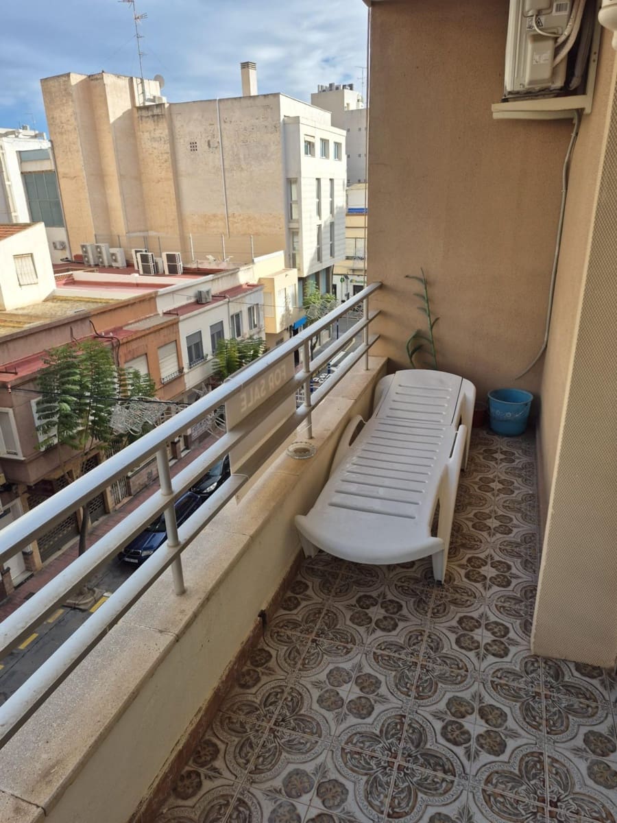 3 soveværelse Lejlighed til salg i Torrevieja - € 159.750 (Ref: 9474269)