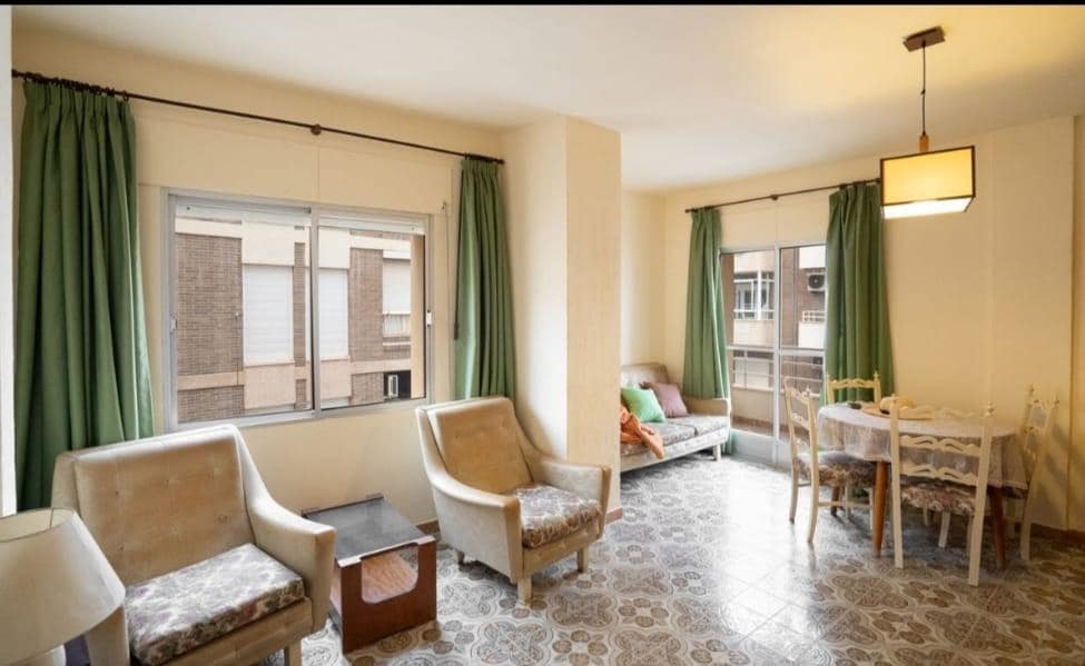 Apartamento de 3 habitaciones en Torrevieja en venta - 159.750 € (Ref: 9474269)