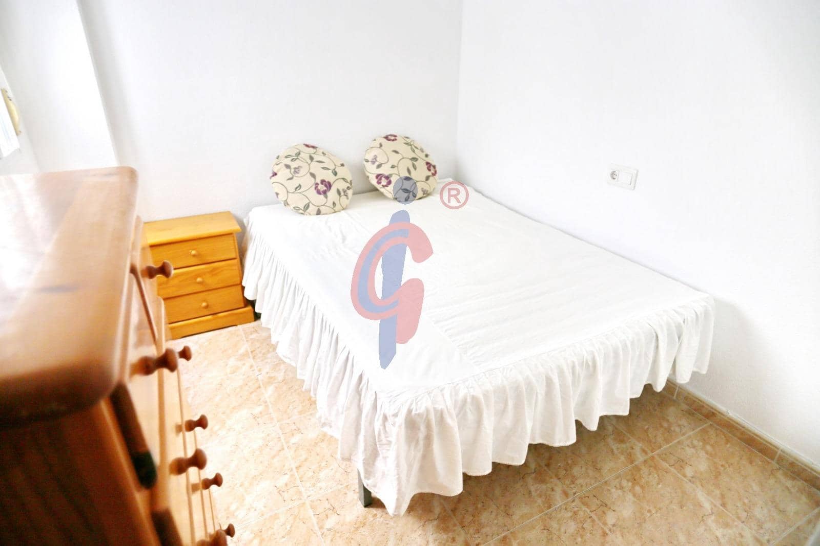 Piso de 2 habitaciones en Guardamar del Segura en venta con piscina - 169.950 € (Ref: 9474270)