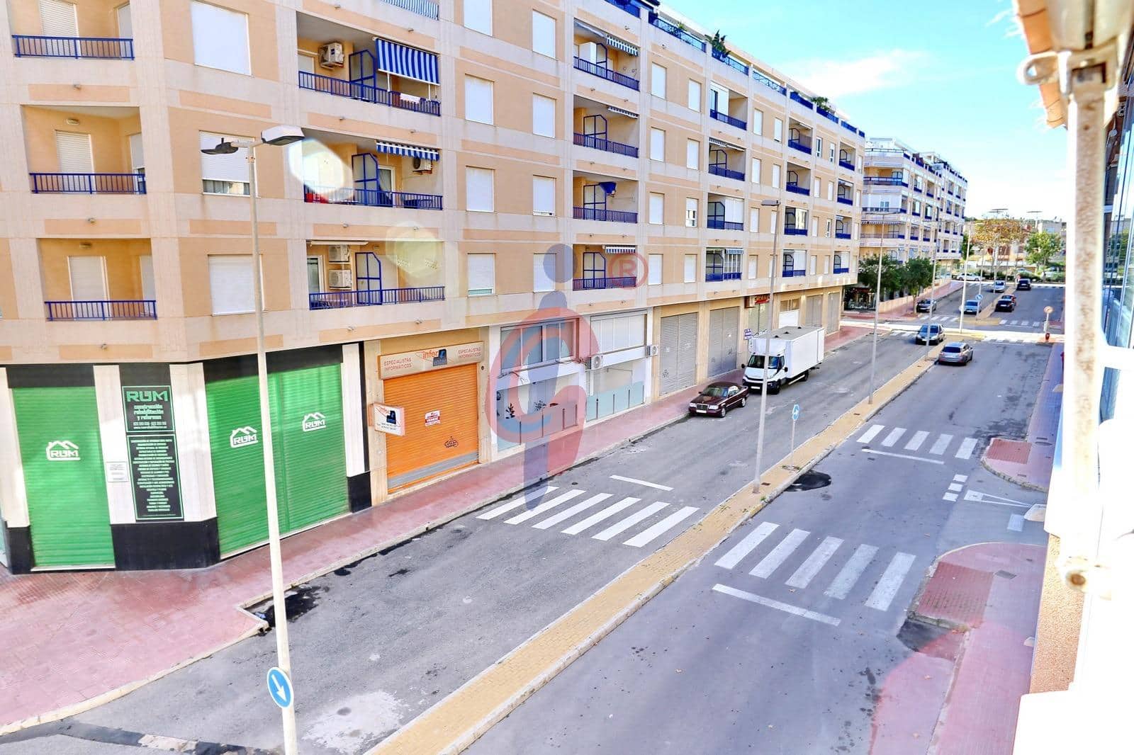 Piso de 2 habitaciones en Guardamar del Segura en venta con piscina - 169.950 € (Ref: 9474270)