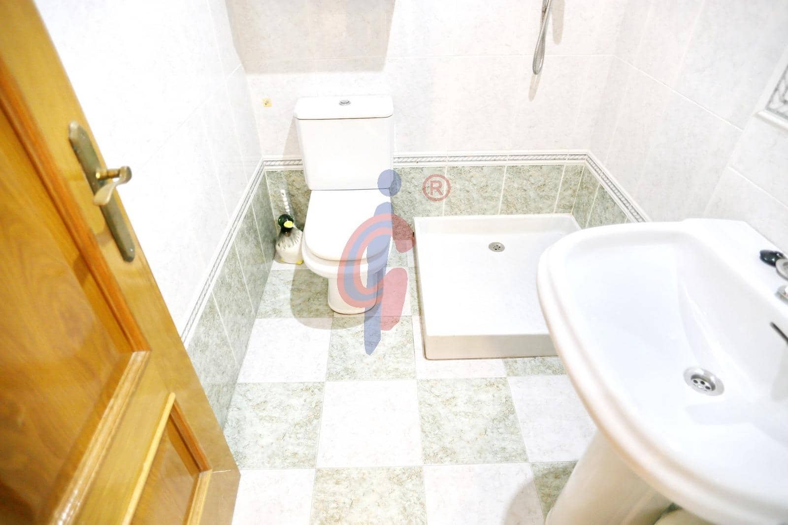 Piso de 2 habitaciones en Guardamar del Segura en venta con piscina - 169.950 € (Ref: 9474270)