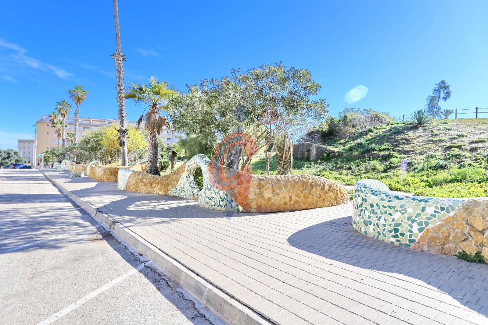 Piso de 2 habitaciones en Guardamar del Segura en venta con piscina - 169.950 € (Ref: 9474270)