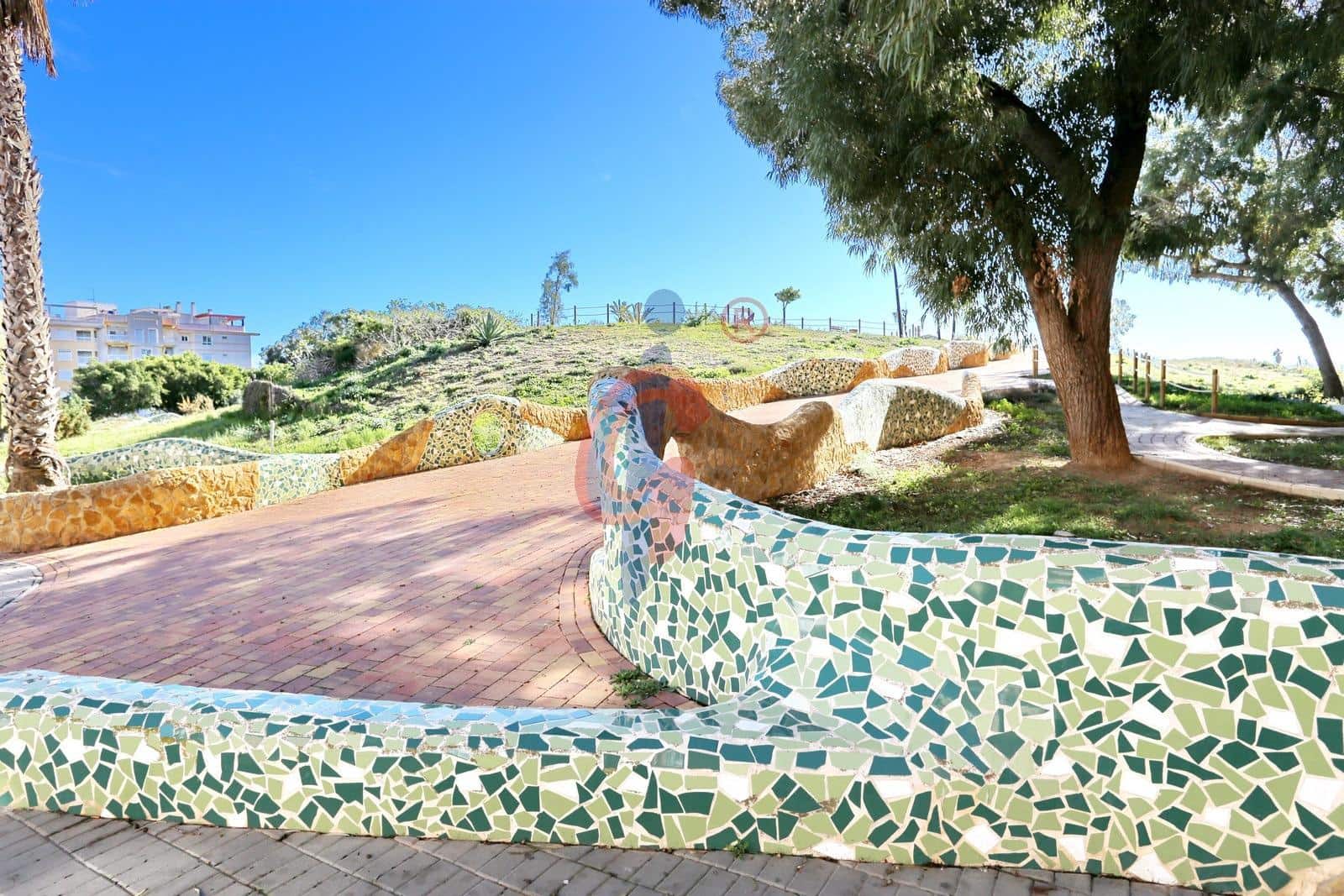 Piso de 2 habitaciones en Guardamar del Segura en venta con piscina - 169.950 € (Ref: 9474270)