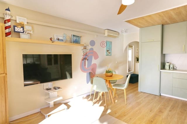 1 bedroom Flat for sale in Guardamar del Segura with pool - € 159,500 (Ref: 9495394)