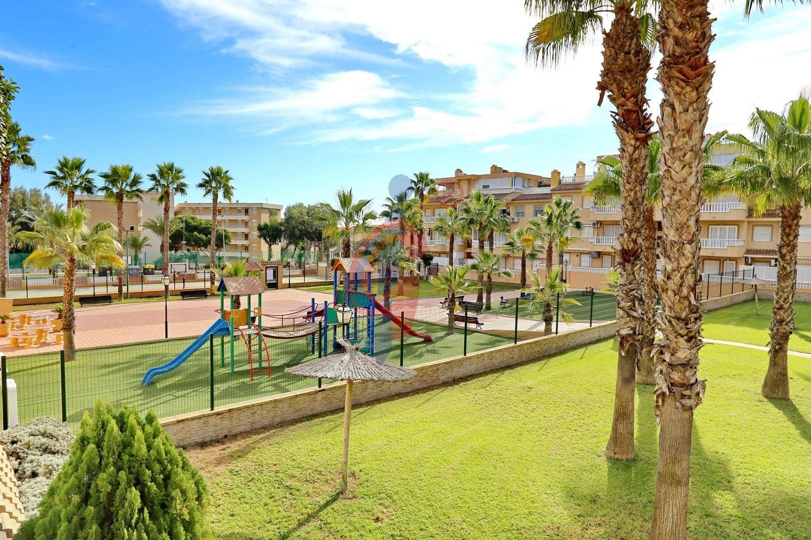 1 bedroom Flat for sale in Guardamar del Segura with pool - € 159,500 (Ref: 9495394)