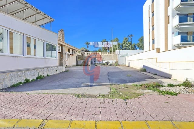 Business for sale in Guardamar Playa, Guardamar del Segura with garage - € 1,495,000 (Ref: 9502464)