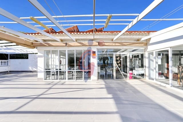 Restaurant/bar te koop in Guardamar Playa, Guardamar del Segura met garage - € 1.495.000 (Ref: 9502464)