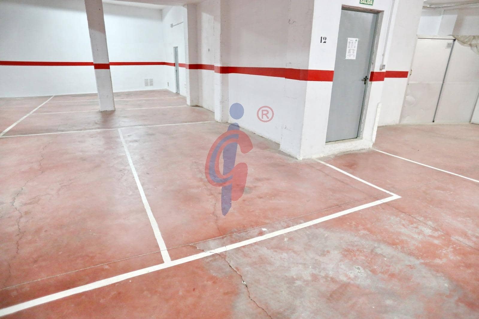 Garage à vendre à Guardamar del Segura - 9 750 € (Ref: 9504395)