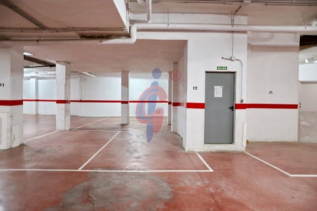 Garage à vendre à Las Viñas, Guardamar del Segura - 9 750 € (Ref: 9504395)