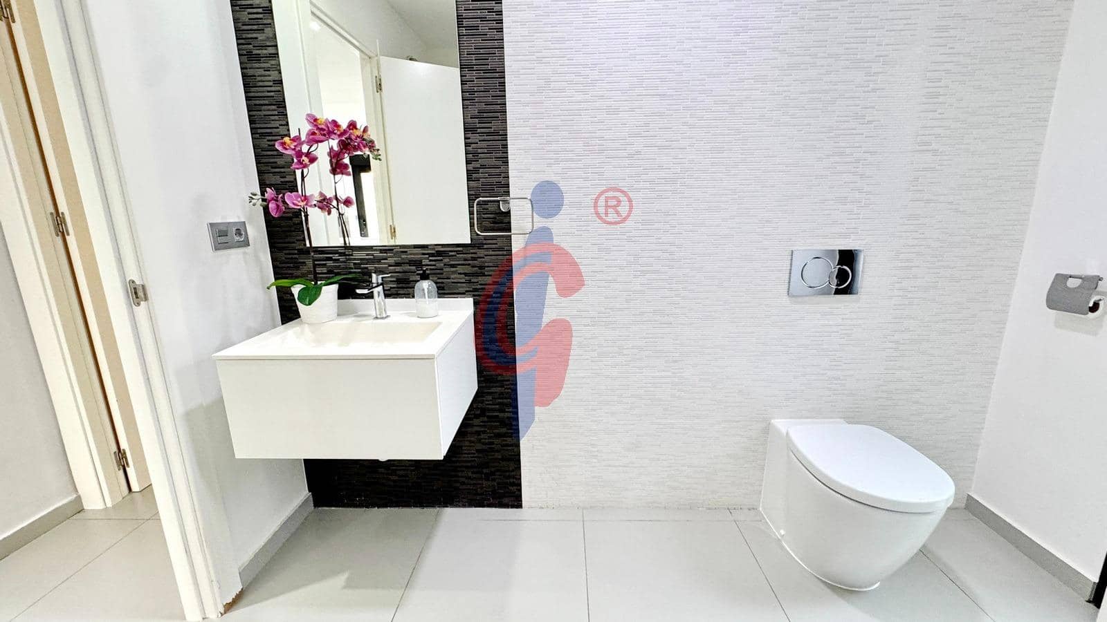 Chalet de 3 habitaciones en Ciudad Quesada en venta con piscina garaje - 459.000 € (Ref: 9509045)