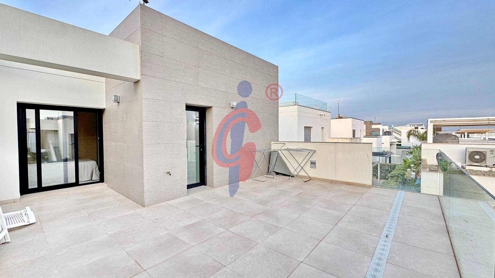 Chalet de 3 habitaciones en Ciudad Quesada en venta con piscina garaje - 459.000 € (Ref: 9509045)