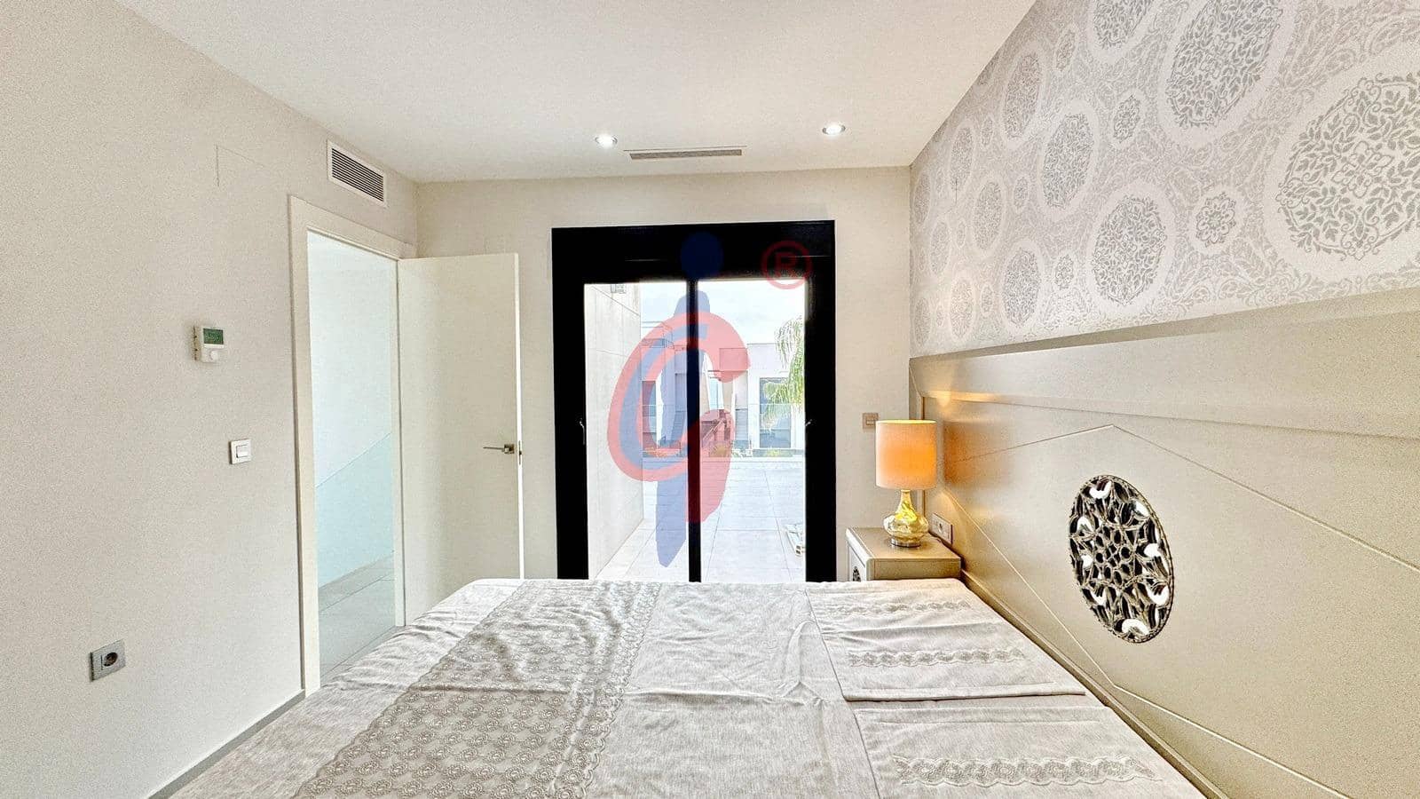 Chalet de 3 habitaciones en Ciudad Quesada en venta con piscina garaje - 459.000 € (Ref: 9509045)