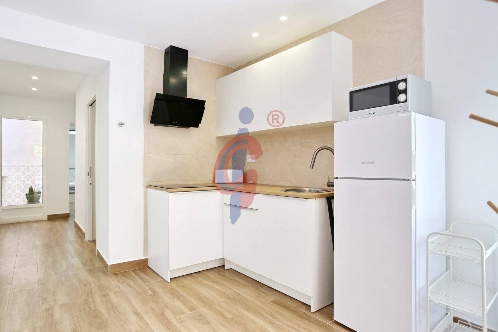 2 bedroom Apartment for rent in Guardamar del Segura - € 800 (Ref: 9509046)