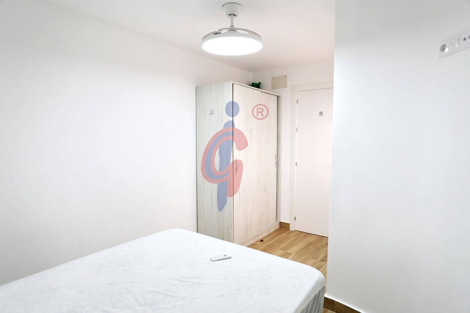 2 bedroom Apartment for rent in Guardamar del Segura - € 800 (Ref: 9509046)