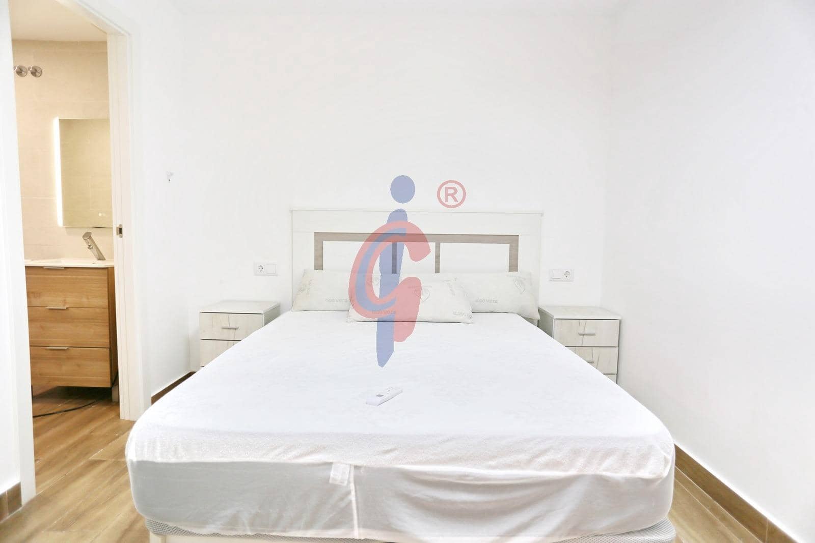 2 bedroom Apartment for rent in Guardamar del Segura - € 800 (Ref: 9509046)