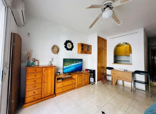 Studio til salg i Las Viñas, Guardamar del Segura med swimmingpool - € 90.000 (Ref: 9519036)