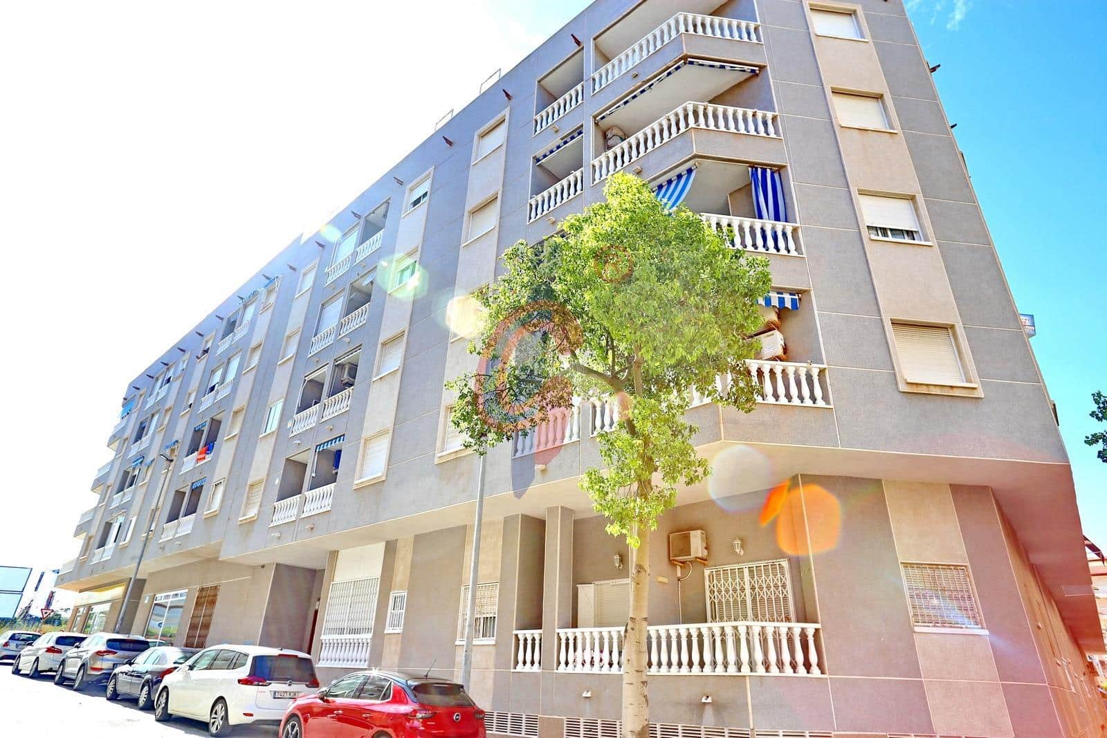 Studio til salg i Guardamar del Segura med swimmingpool - € 90.000 (Ref: 9519036)