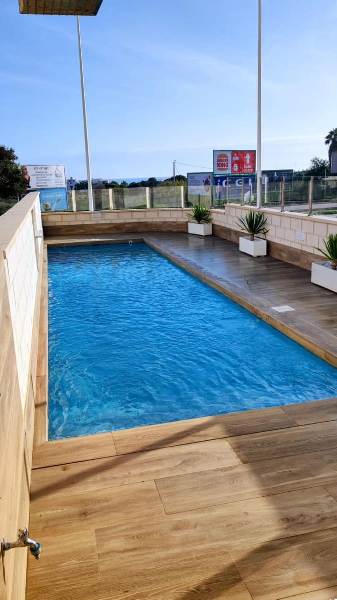 3 camera da letto Villetta a Schiera in vendita in Guardamar del Segura con piscina garage - 399.000 € (Rif: 9548352)