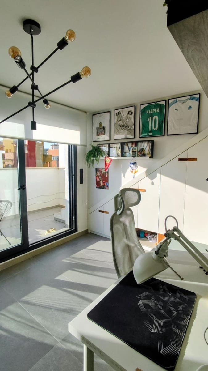 3 camera da letto Villetta a Schiera in vendita in Guardamar del Segura con piscina garage - 399.000 € (Rif: 9548352)