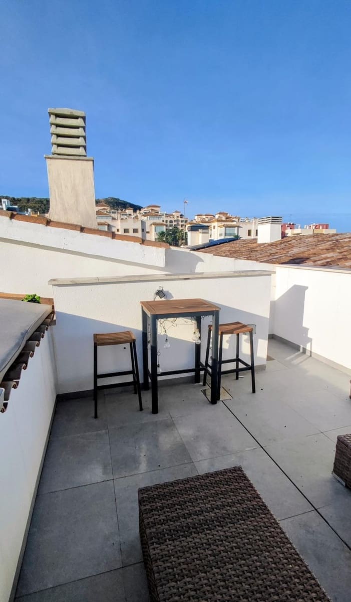 3 camera da letto Villetta a Schiera in vendita in Guardamar del Segura con piscina garage - 399.000 € (Rif: 9548352)