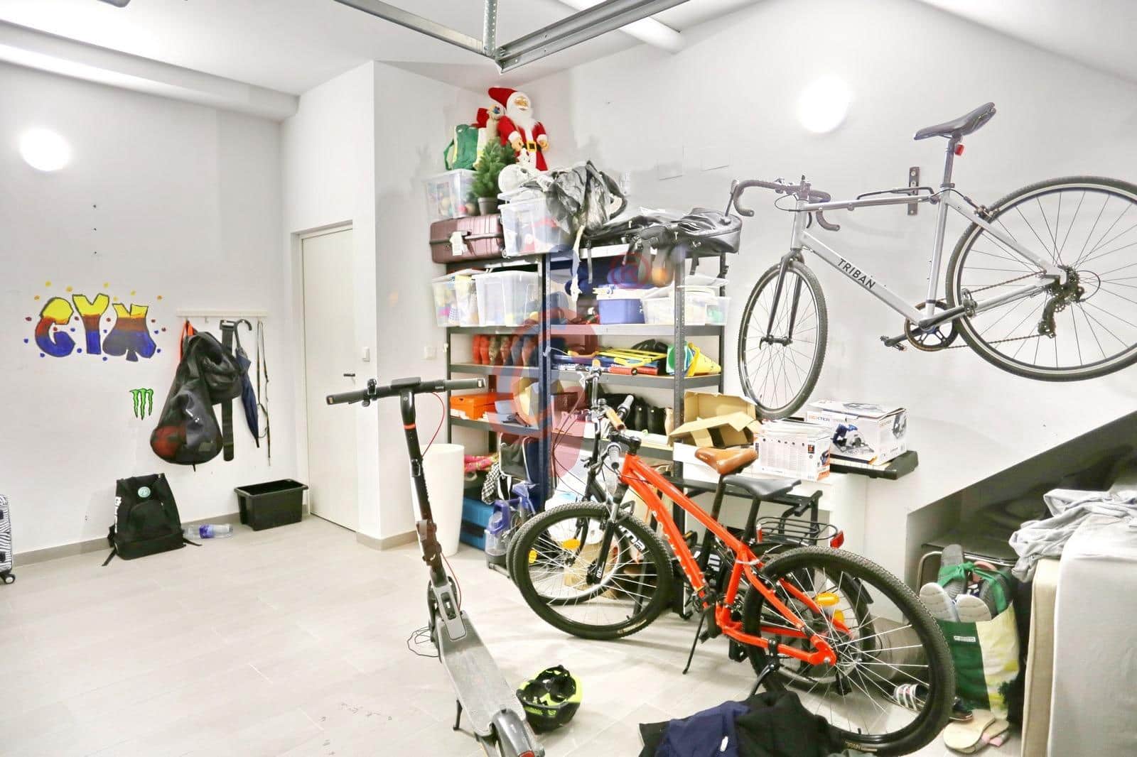 4 bedroom Terraced Villa for sale in Guardamar del Segura with pool garage - € 385,000 (Ref: 9548352)