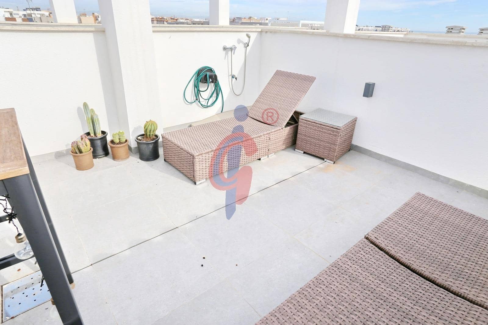 4 bedroom Terraced Villa for sale in Guardamar del Segura with pool garage - € 385,000 (Ref: 9548352)