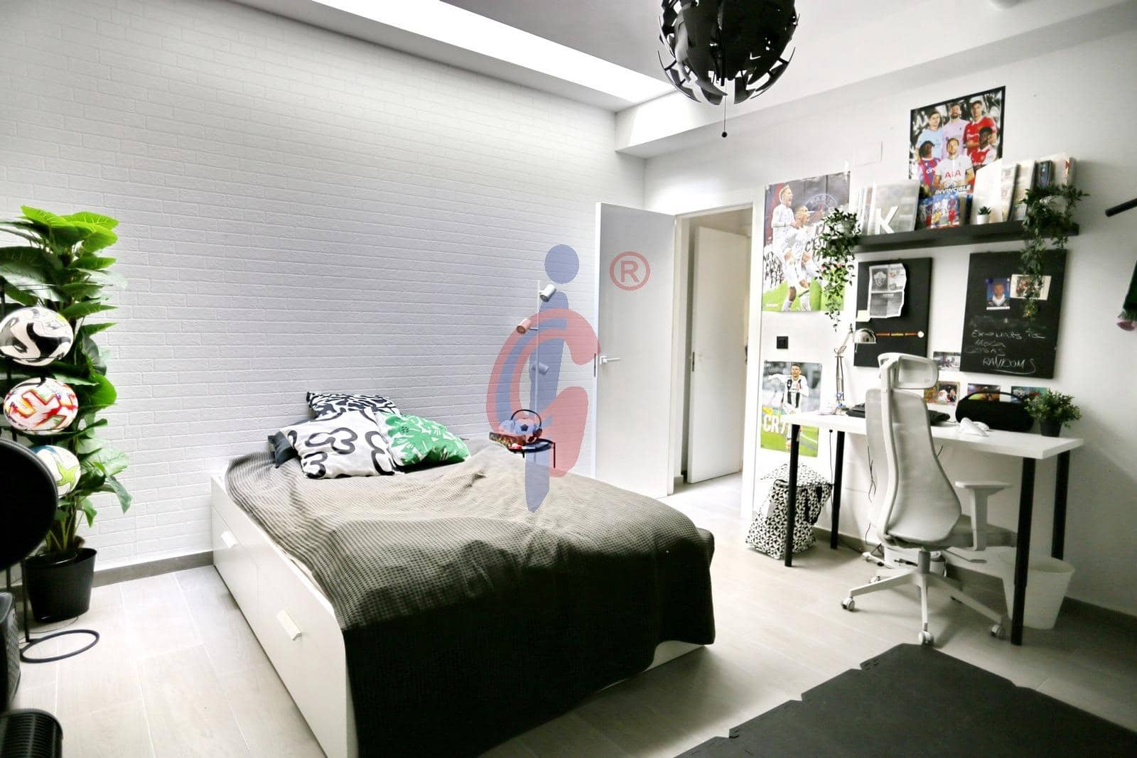 4 bedroom Terraced Villa for sale in Guardamar del Segura with pool garage - € 385,000 (Ref: 9548352)