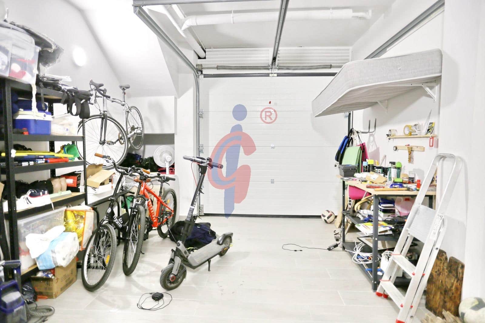 4 bedroom Terraced Villa for sale in Guardamar del Segura with pool garage - € 385,000 (Ref: 9548352)