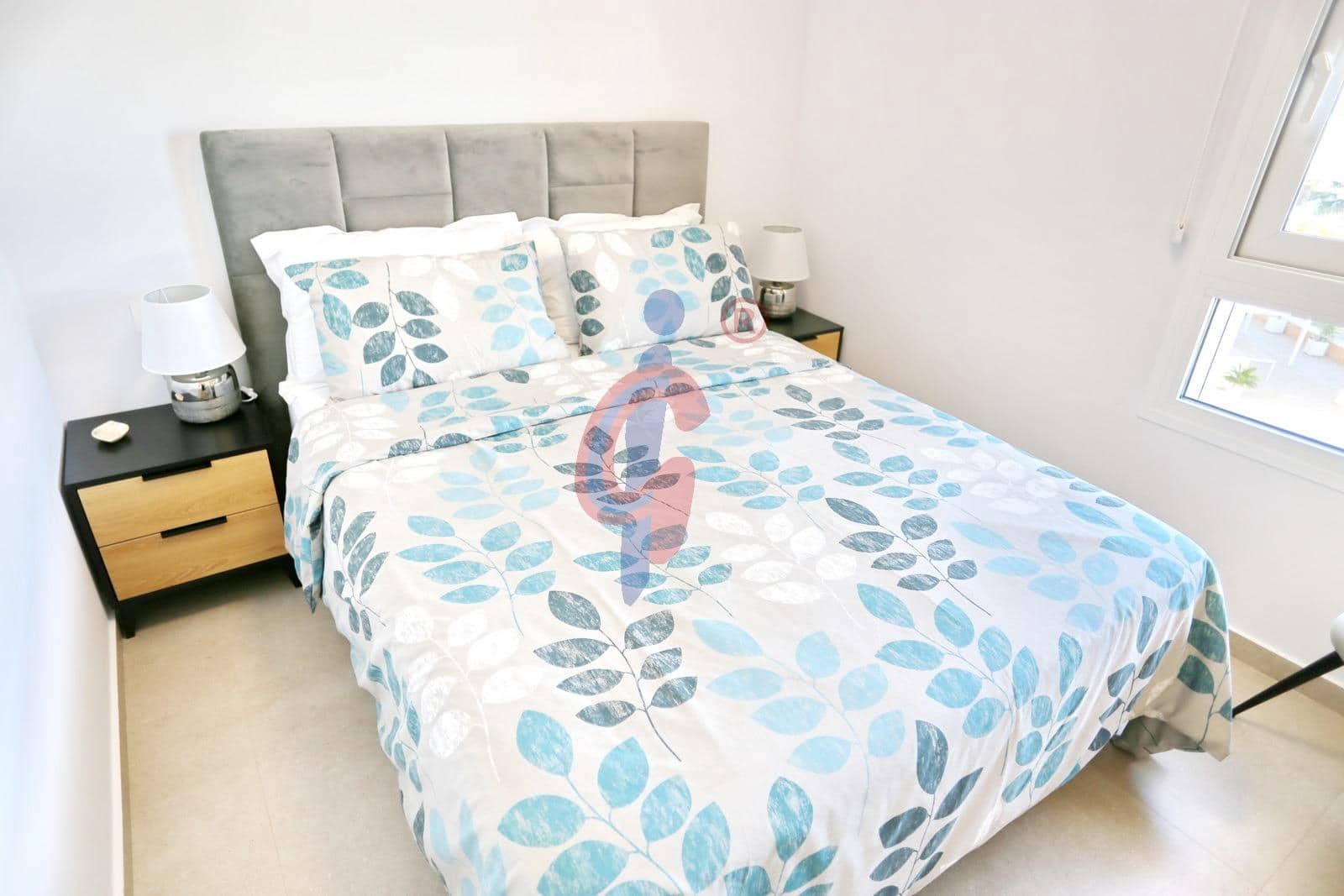 3 quarto Apartamento para venda em Guardamar del Segura com piscina garagem - 264 950 € (Ref: 9548353)